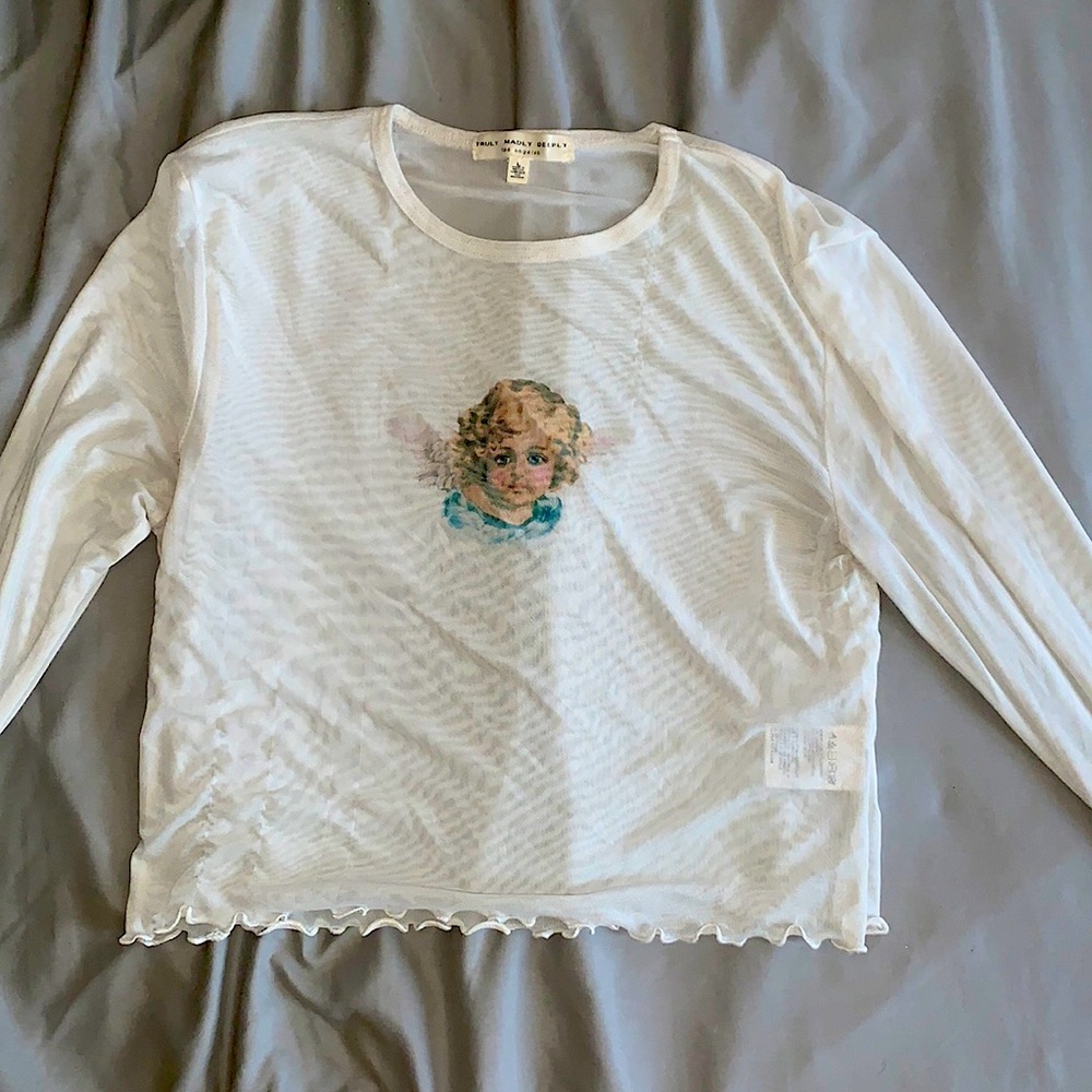 Long sleeve mesh angel face shirt